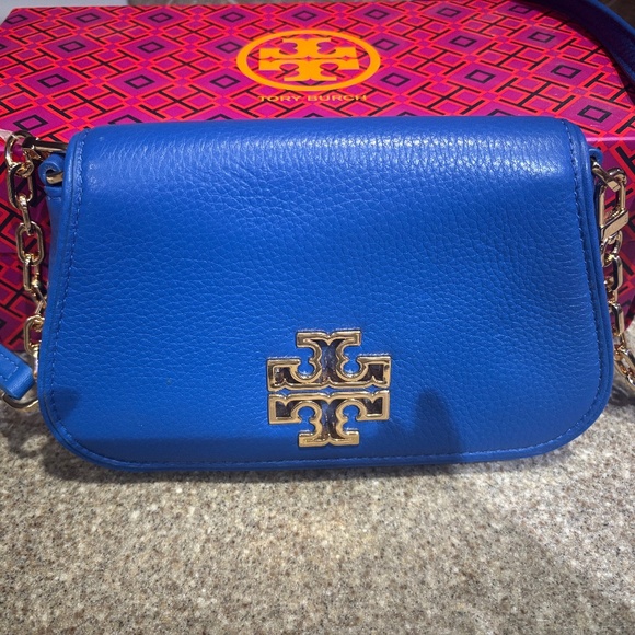 Tory Burch Handbags - New Tory Burch Blue Leather Crossbody